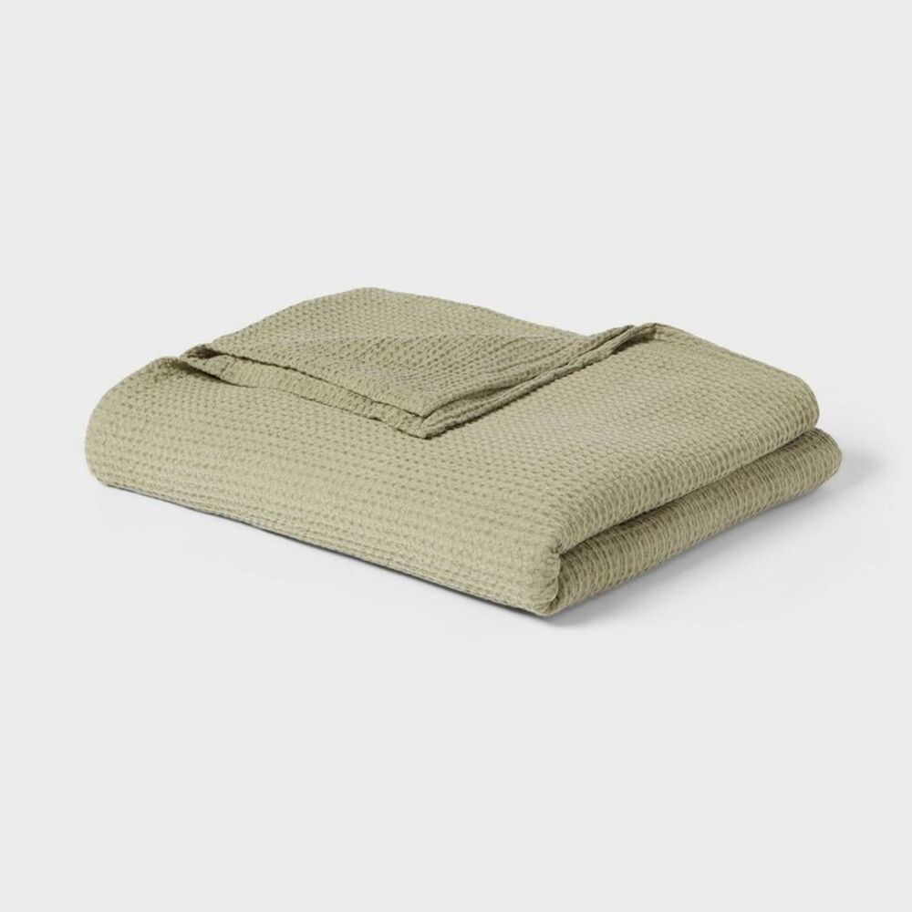 Twin/Twin XL TENCEL Lyocell Waffle Bed Blanket - Green